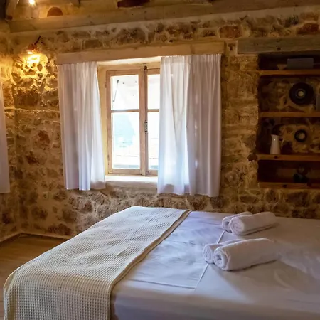 Agios Ioannis Stone Cottage With Private Pool & Hydro-Massage