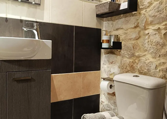 Agios Ioannis Stone With Private Pool & Hydro-massage Ferienhaus *