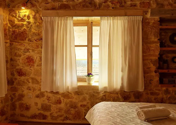 Agios Ioannis Stone With Private Pool & Hydro-massage *